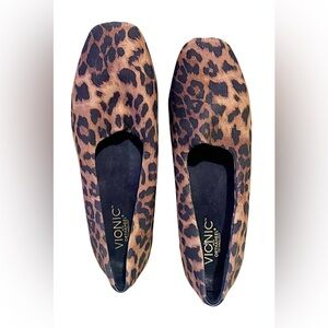 Vionic Leopard-Print Slip-On Flats in Brown and Black 😍